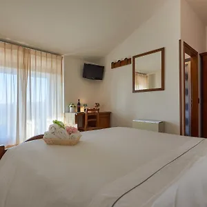 3* Hotel Casanova - Wellness Center La Grotta Etrusca