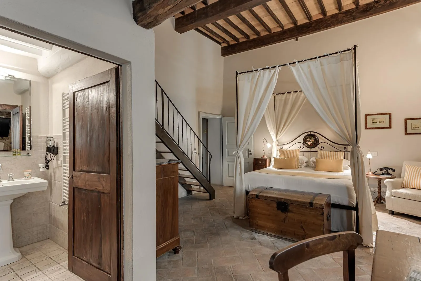 Palazzo Del Capitano Wellness E Relais Hotel San Quirico d'Orcia 4*,