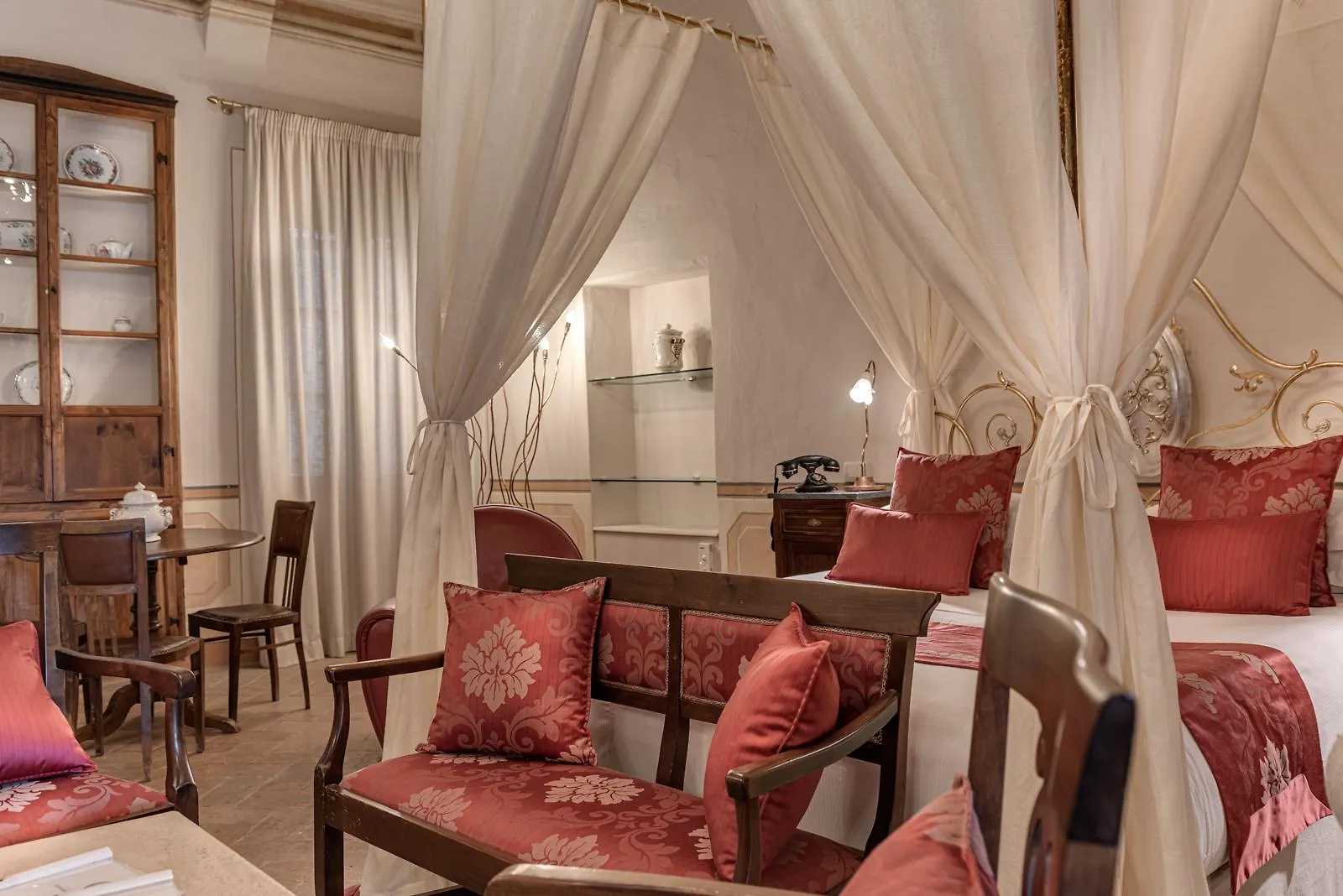 Palazzo Del Capitano Wellness E Relais Hotel San Quirico d'Orcia