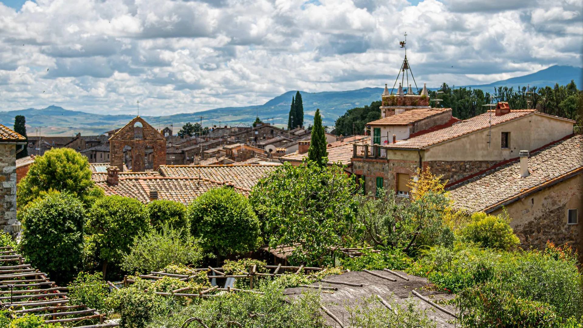 Palazzo Del Capitano Wellness E Relais Hotel San Quirico d'Orcia
